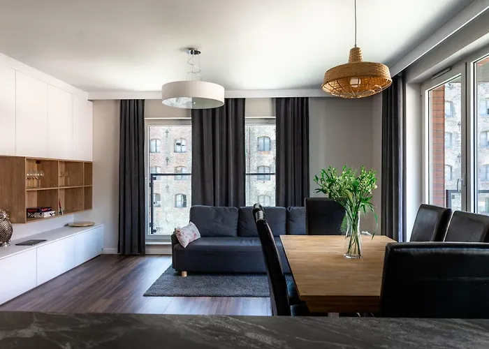 Chmielna Apartment